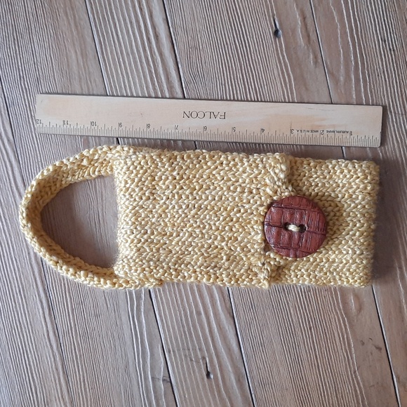 Handknit NWOT Wristlet - Picture 3 of 5